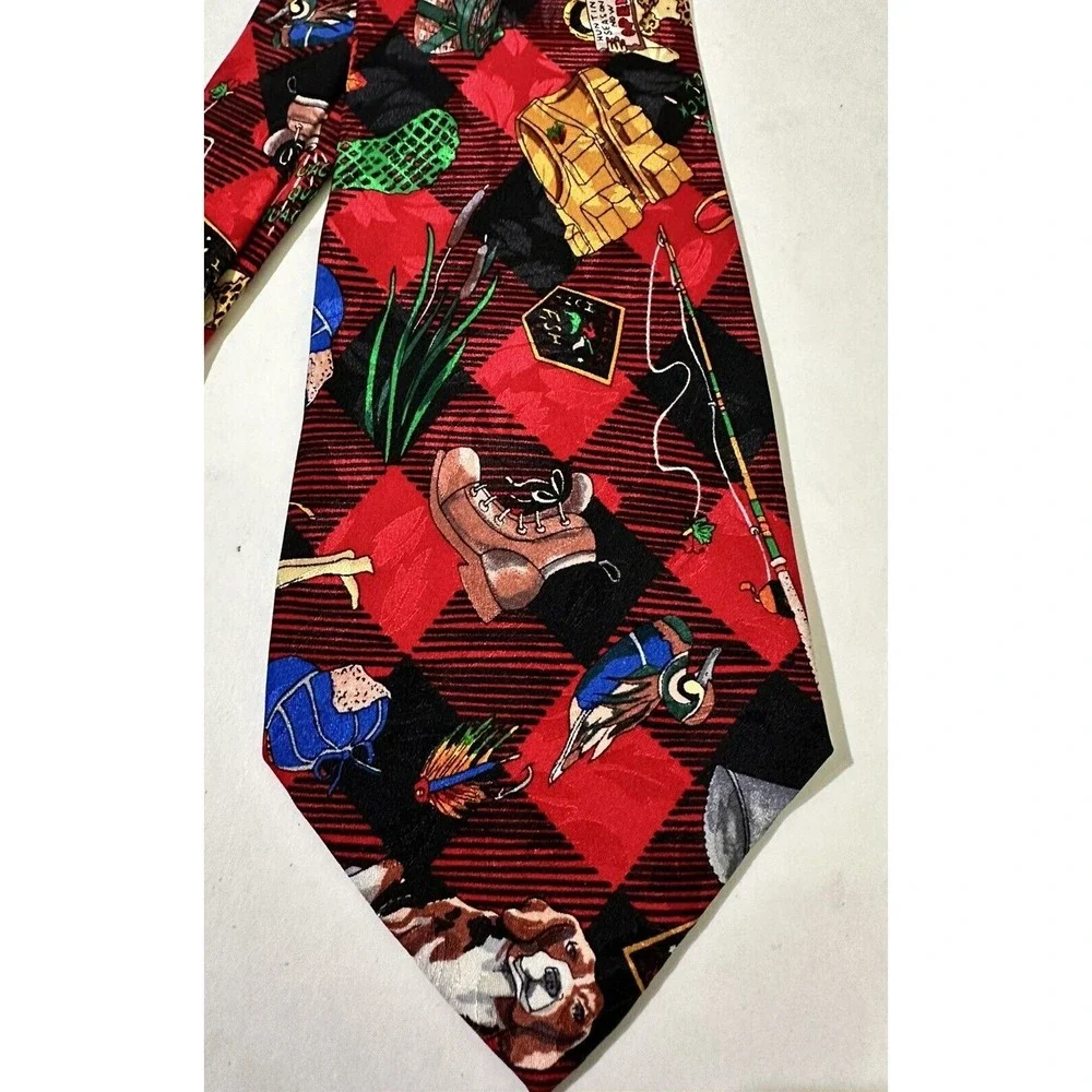 Nicole Miller Tie Fishing Hunting Men's 100% Silk NeckTie Vtg 1992